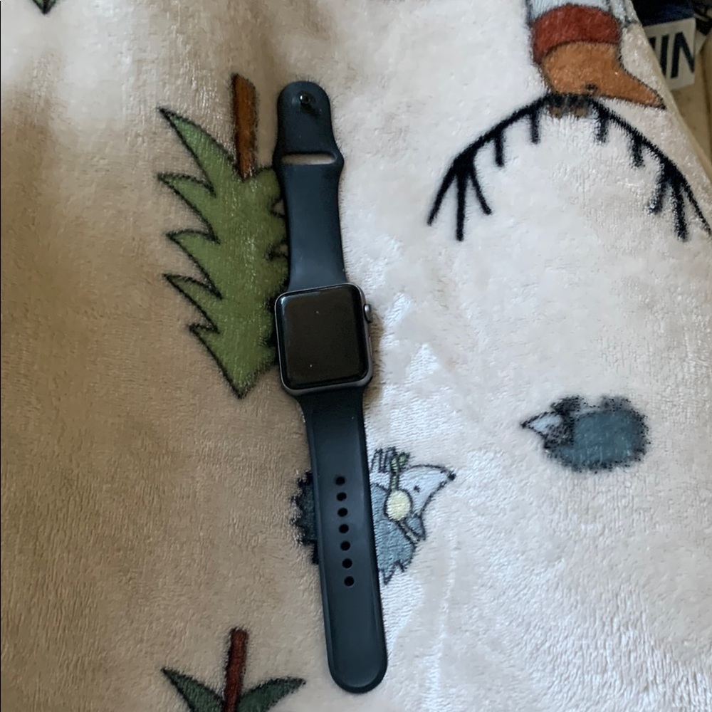 Apple Watch Series 3 Smart Watch w/Silver Aluminum Case